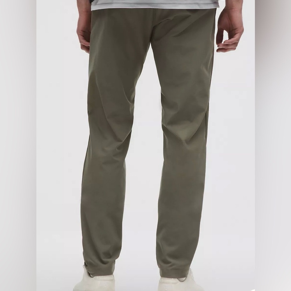 Lululemon classic fit army green size 36